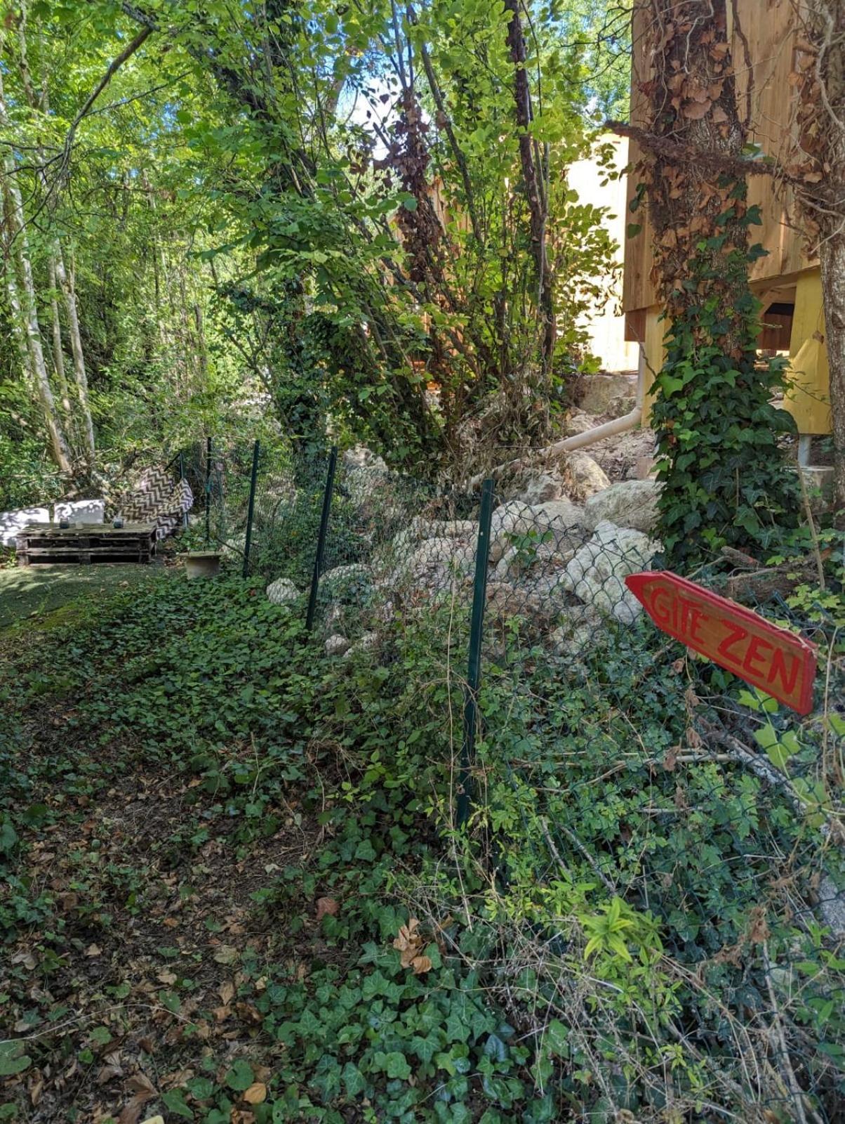 Gîte zen dans les bois Blesignac Buitenkant foto