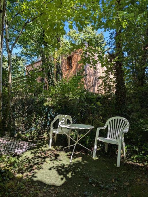 Gîte zen dans les bois Blesignac Buitenkant foto